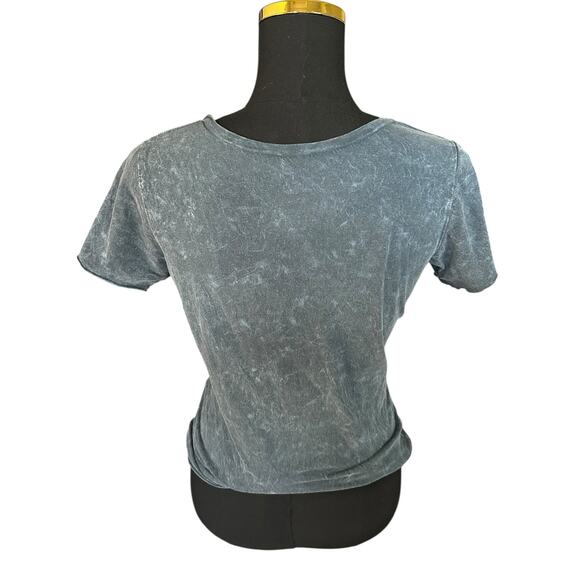 Vintage Y2K Urban Outfitters Heart Breaker Graphic Tee Size Small - Picture 4 of 5